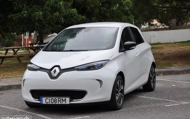 Renault Zoe (c/ Bateria) Intens 40