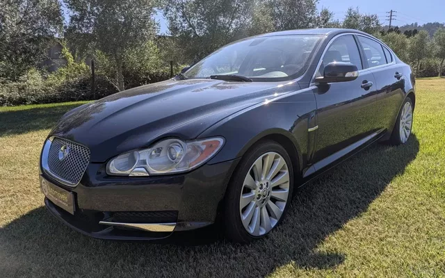 Jaguar XF 2.7 D V6 Premium Luxury