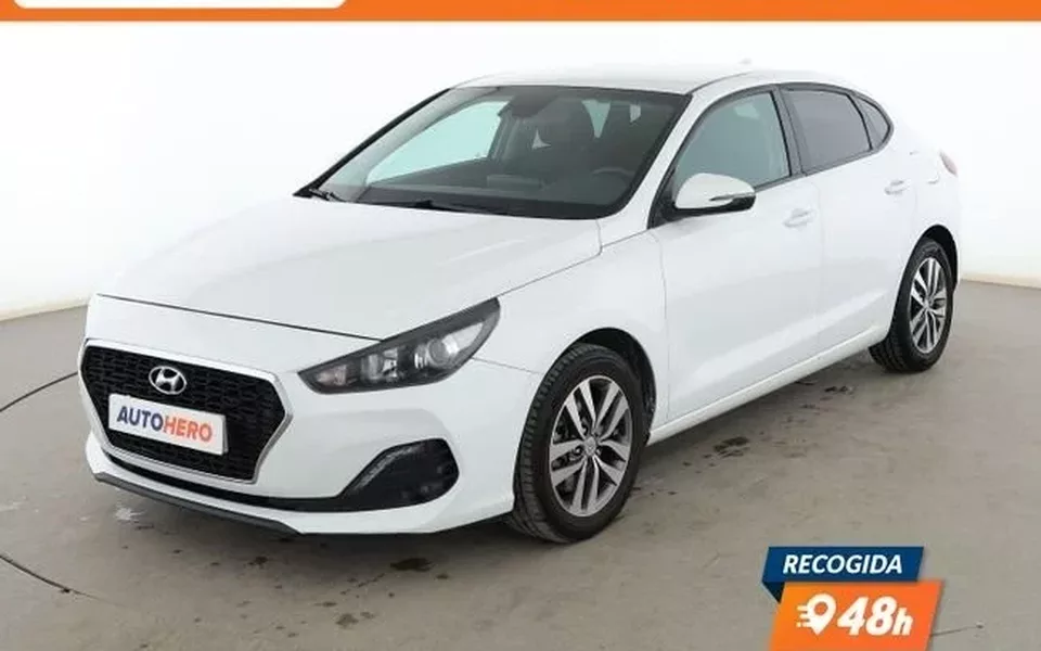HYUNDAI i30 i30 1.0 TGDI Essence 120