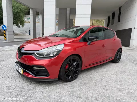Renault Clio 1.6 T RS EDC