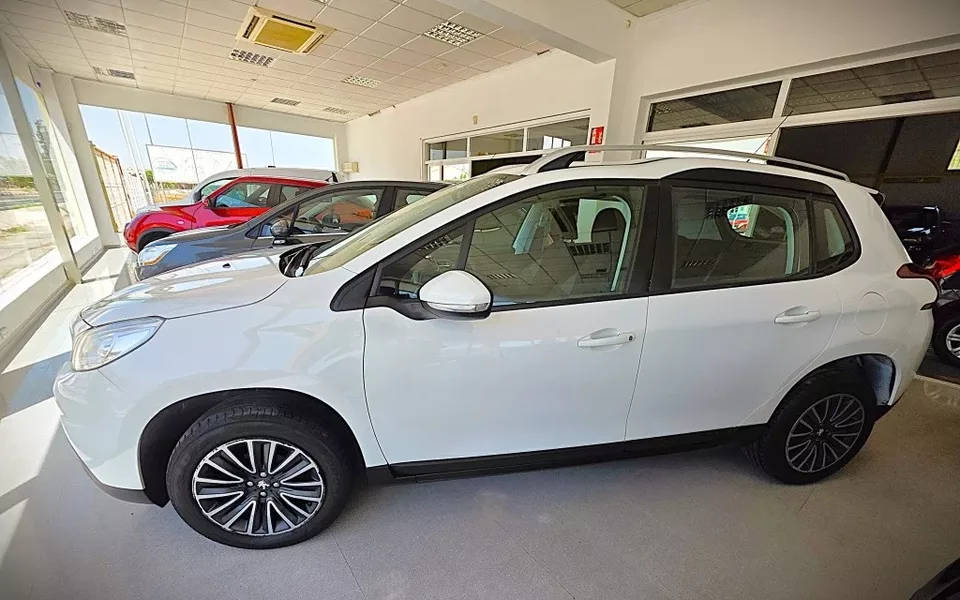PEUGEOT 2008 2008 1.2 PureTech S&S Style 110