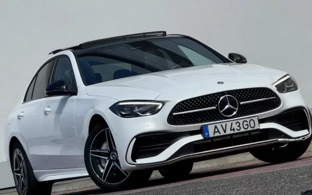 Mercedes-Benz C 300 e AMG Line