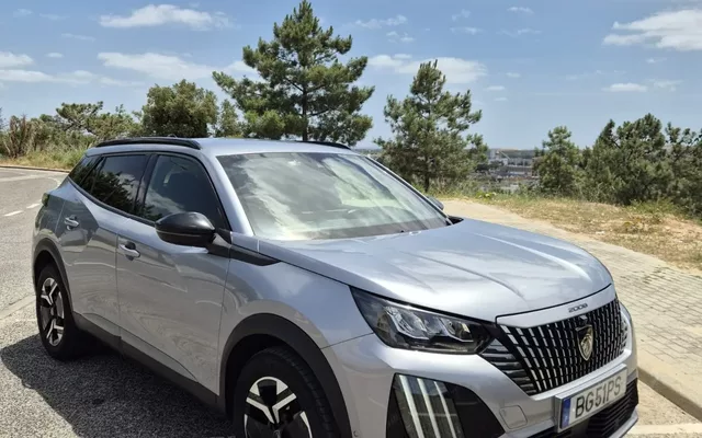 Peugeot 2008 1.2 PureTech Allure Pack EAT8