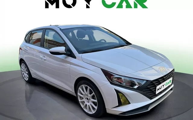 HYUNDAI i20 i20 1.2 MPI Essence