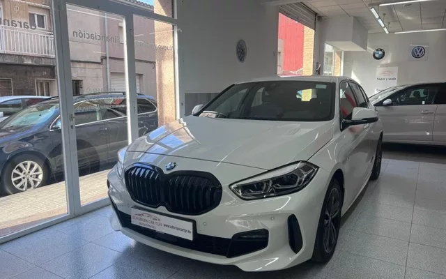 BMW Serie 1 118iA Business Corporate M Sport