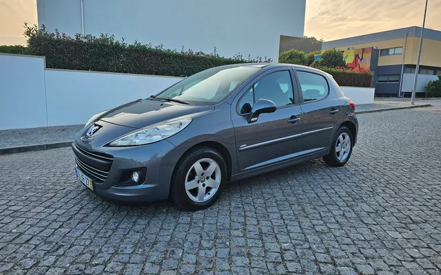 Peugeot 207 1.6 HDi 99g