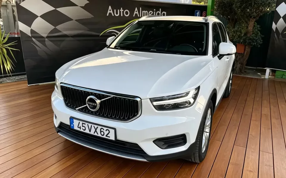Volvo XC 40 2.0 D3 Momentum Geartronic