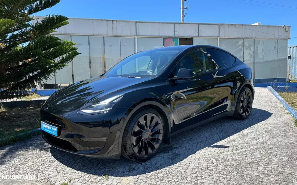 Tesla Model Y Performance Dual Motor AWD