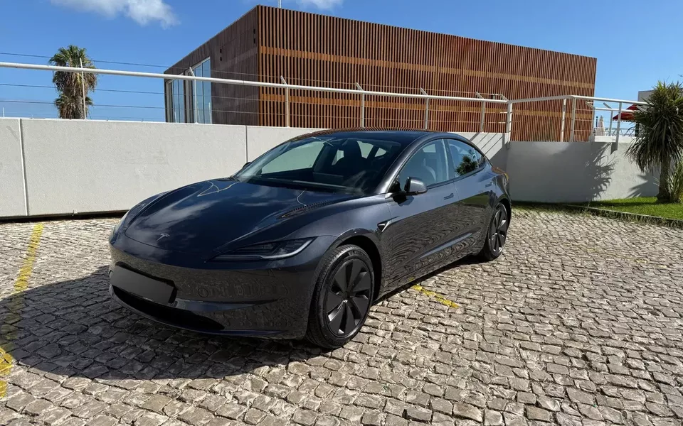 Tesla Model 3 Long Range Tração Integral Premium