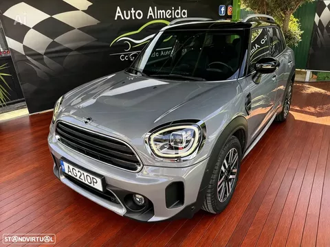 MINI Countryman Cooper D Premium Essential Auto