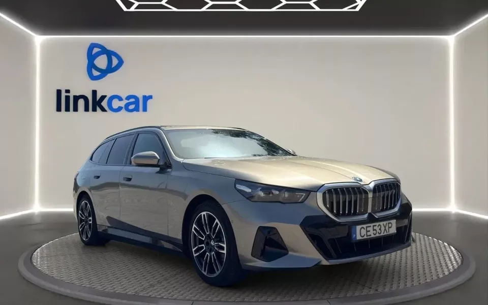 BMW 530 e Pack Desportivo M Pro