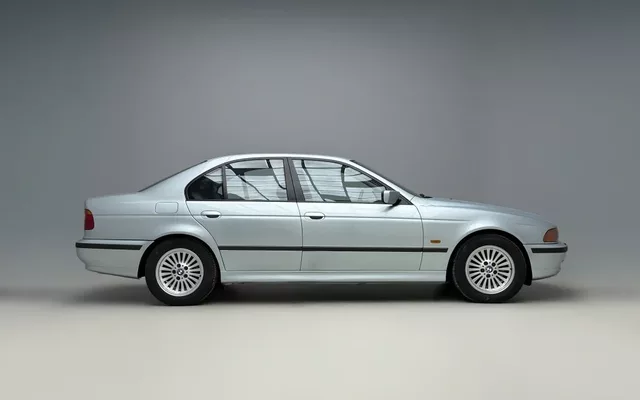 BMW Serie 5 540i Aut.