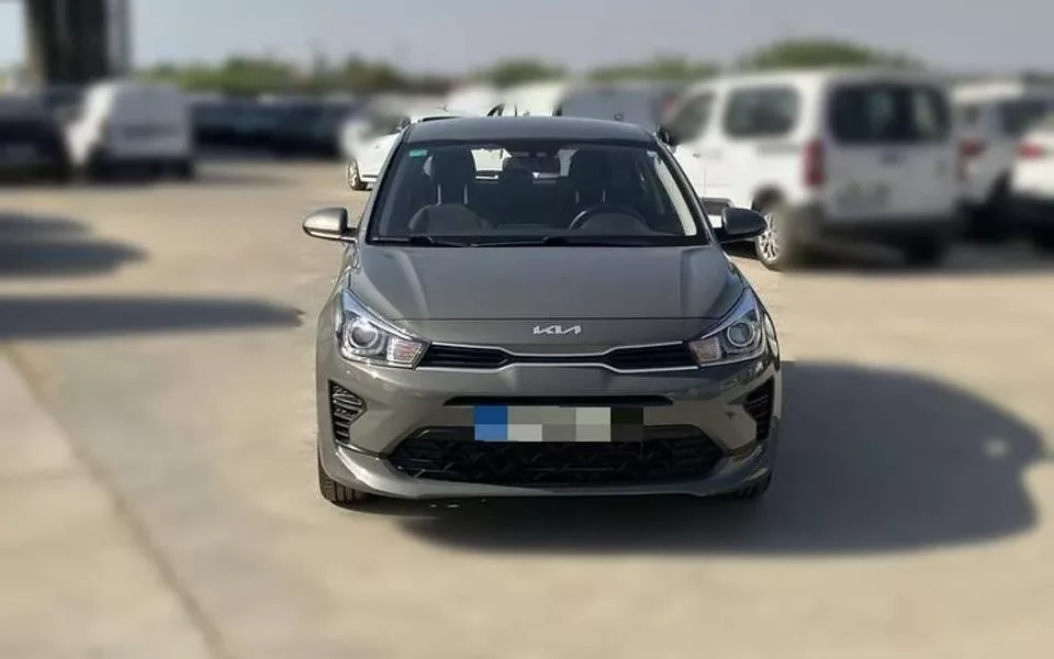 KIA Rio Rio 1.2 DPi Concept 84