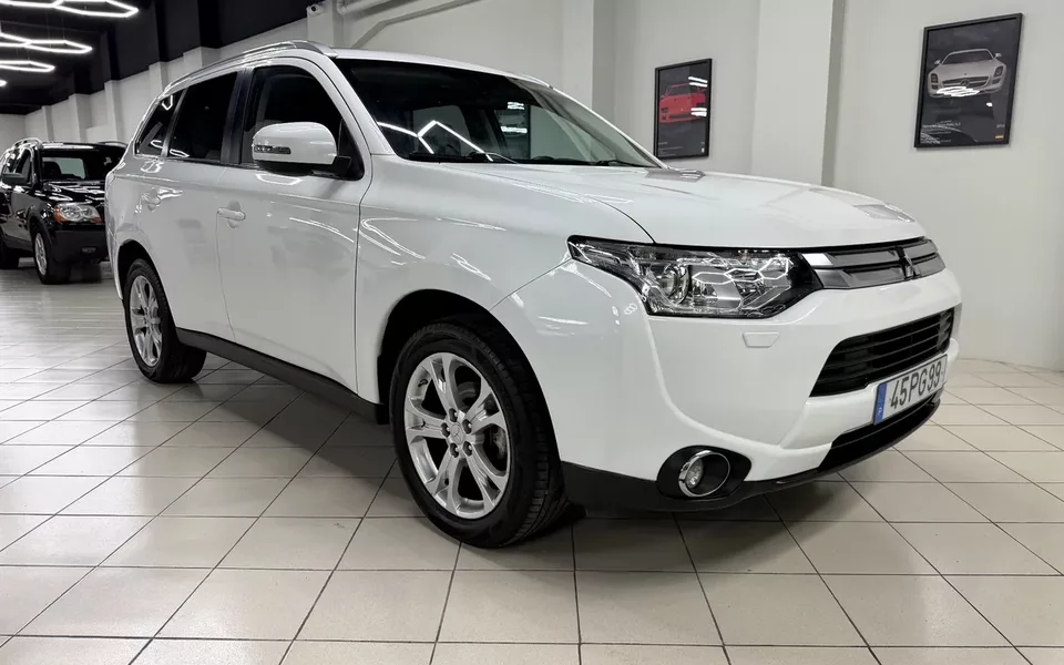 Mitsubishi Outlander 2.2 DI-D Intense