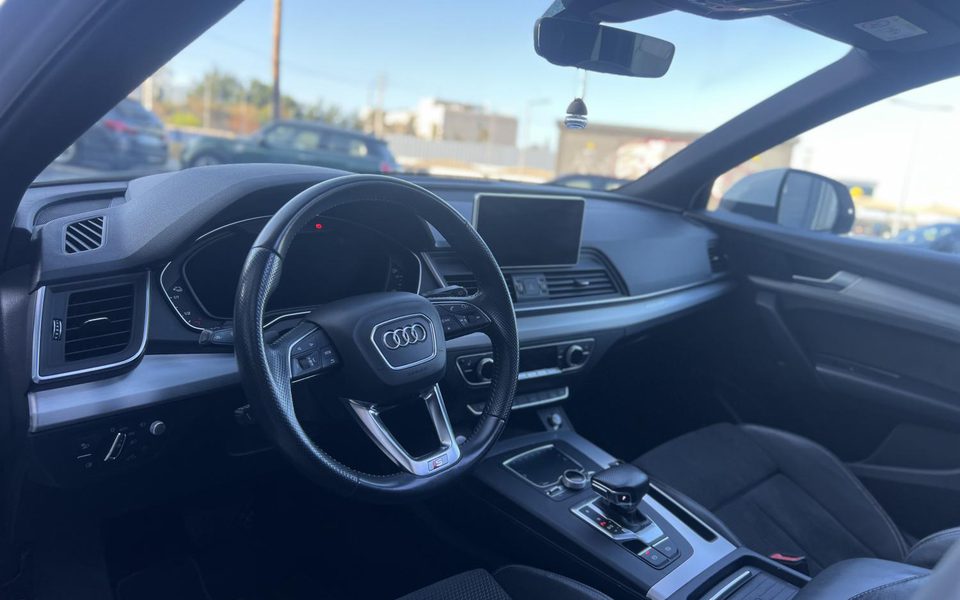 Audi Q5 50 TFSIe quattro S line S tronic