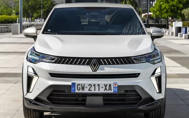 RENAULT Captur Captur TCe Techno 67kW
