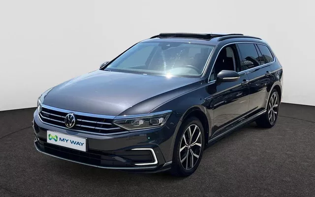 VOLKSWAGEN Passat Variant GTE GTE PHEV🔋 218PK PANODAK CARPLAY CAMERA SENSOREN TREKHAAK LED MATRIX