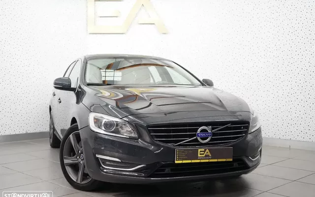 Volvo V60 2.4 D6 Summum AWD Phev