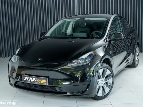 Tesla Model Y Standard RWD