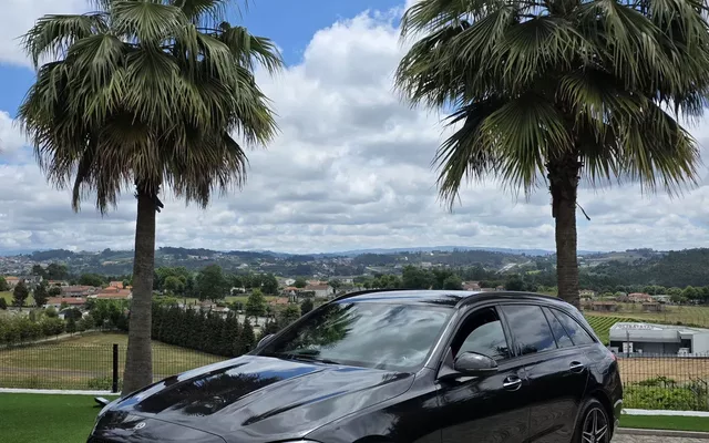 Mercedes-Benz C 300 e T 9G-TRONIC AMG Line