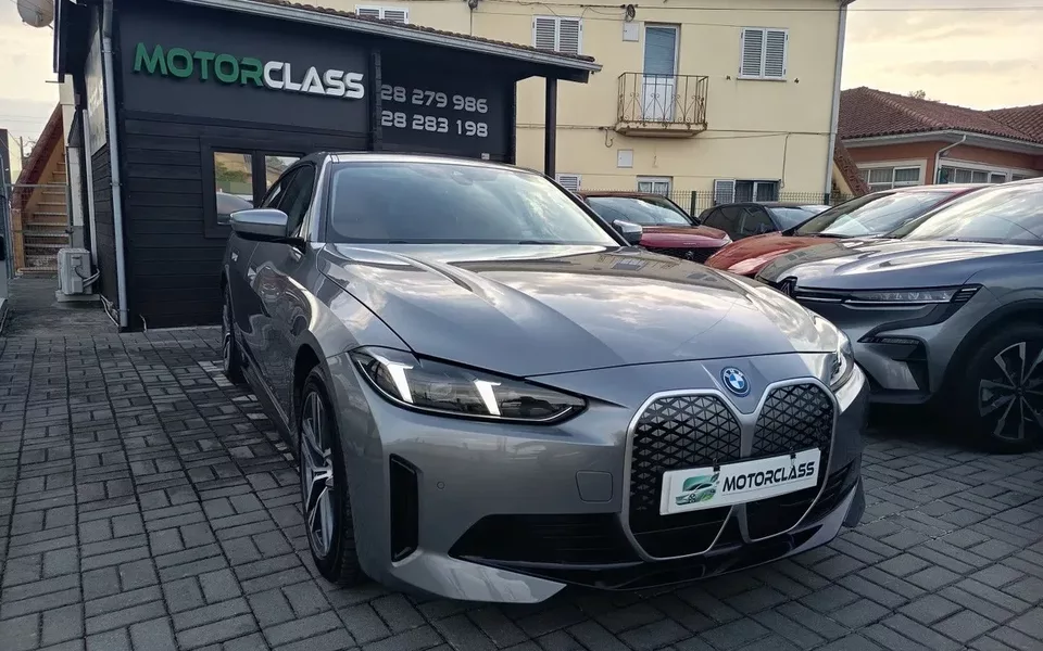 BMW i4 eDrive35