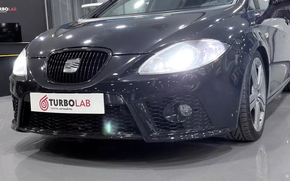 SEAT Leon 2.0 TDI DPF FR Limited