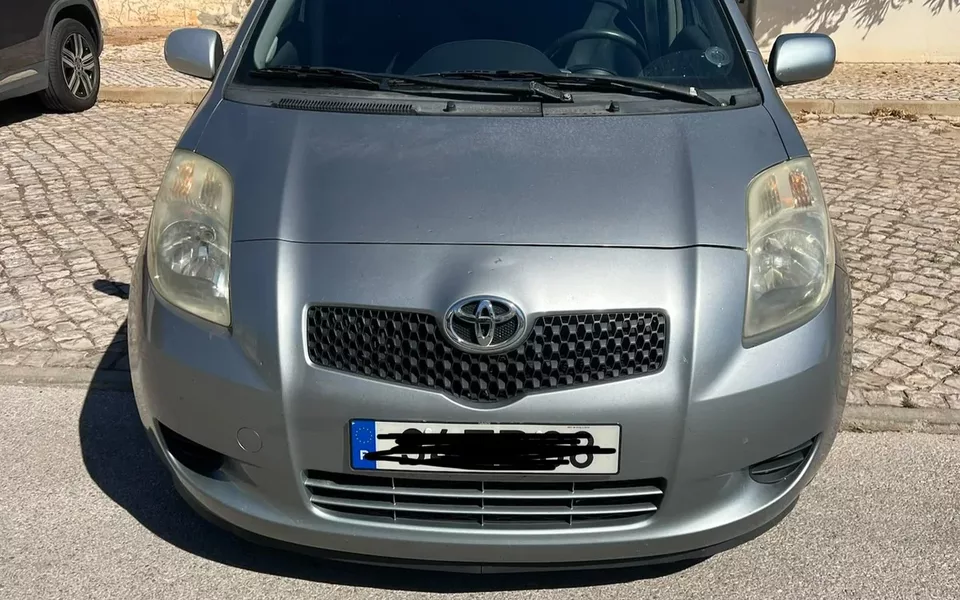 Toyota Yaris 1.0 VVT-i AC Manual