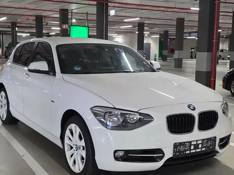 BMW 120