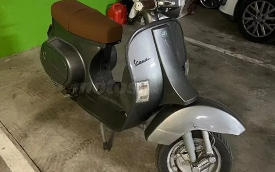 Vespa 150