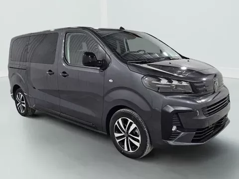Peugeot Traveller Traveller M 2.2 Diesel 180ch S&S EAT8 Business Zéro km immatriculé