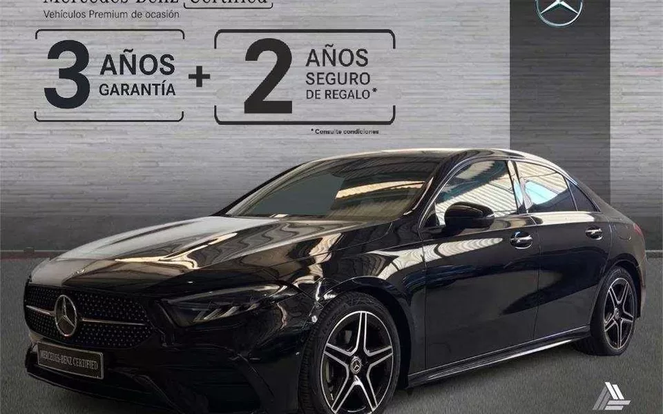 MERCEDES-BENZ Clase A CLASE A 180 Sedán