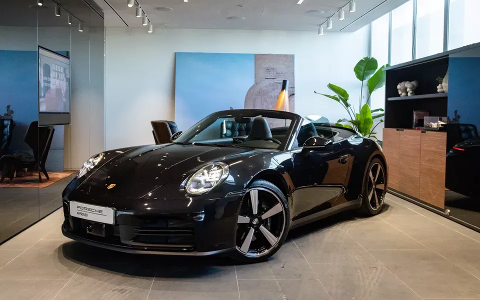 Porsche 911 (992) Carrera PDK