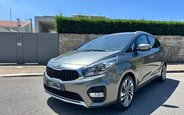 Kia Carens 1.7 CRDi ISG TX