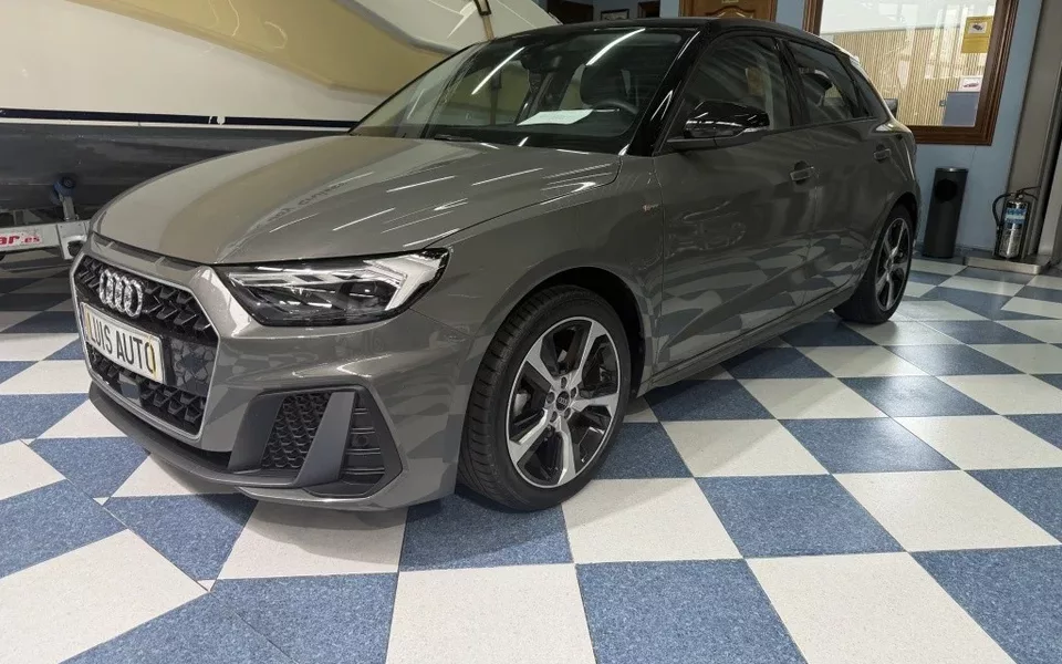 AUDI A1 A1 Sportback 30 TFSI Adrenalin Black edition 85kW