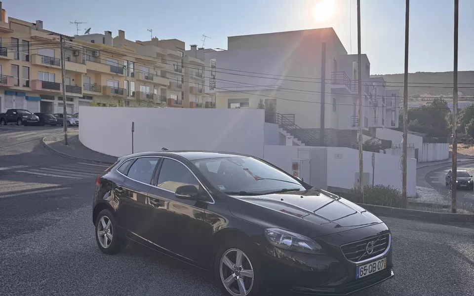 Volvo V40 2.0 D2 Momentum Geartronic
