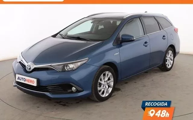 TOYOTA Auris Auris hybrid 140H Active