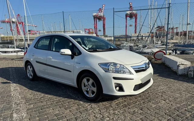 Toyota Auris 1.8 HSD