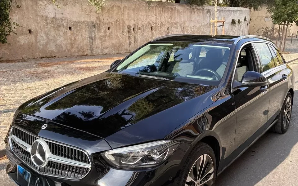 Mercedes-Benz C 300 e Avantgarde