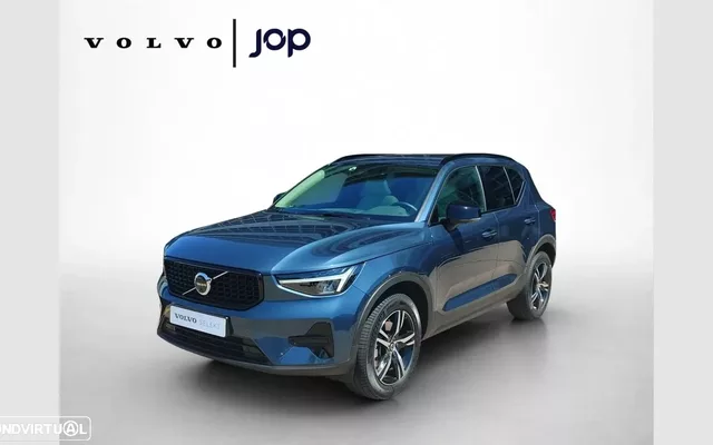 Volvo XC 40 2.0 B3 Plus Dark