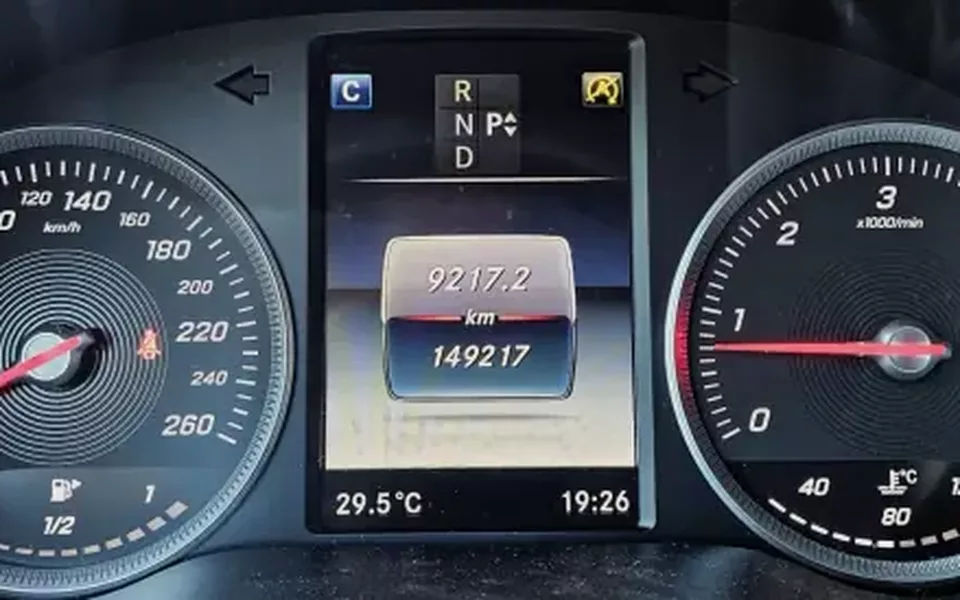 Mercedes-Benz GLC 220 2016 d 4Matic 9G-TRONIC Exclusive