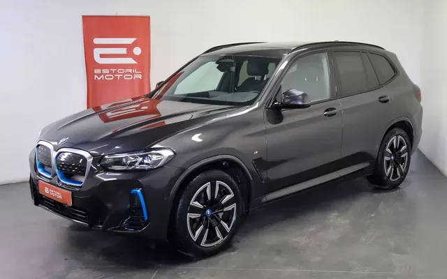 BMW iX3 M Sport Impressive