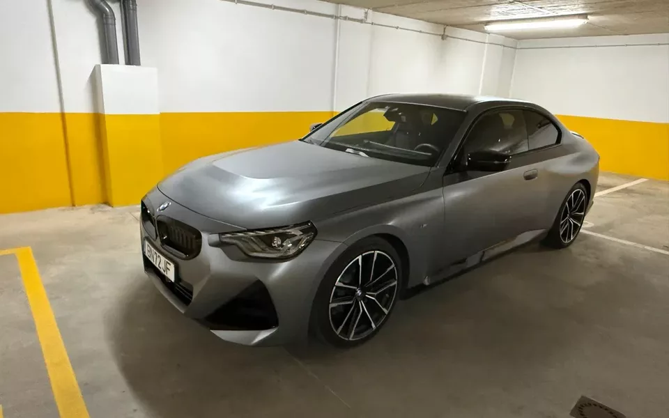 BMW 218