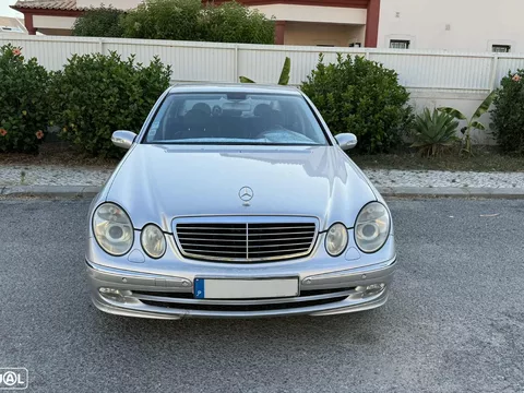 Mercedes-Benz E 220 CDI Avantgarde