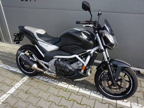 Honda NC 750 S ABS Leo Vince