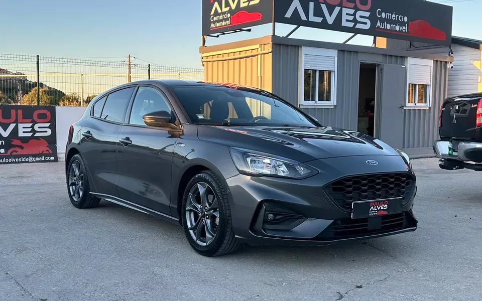Ford Focus 1.0 EcoBoost MHEV ST-Line