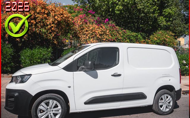 PEUGEOT PARTNER PREMIUM DIESEL 1.5 100HP! NAVI-CRUISE EURO6d 10.500 €
