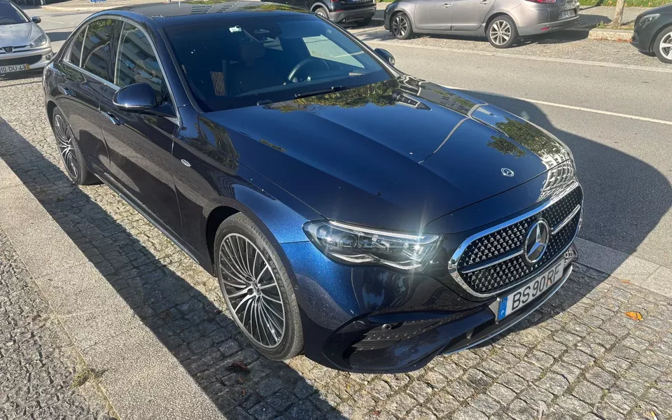 Mercedes-Benz E 300 de AMG Line