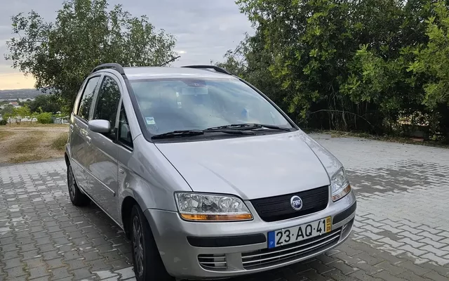 Fiat Idea 1.2 16V Active