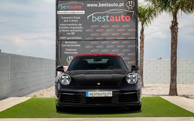 Porsche 911 (992) Carrera Cabriolet PDK