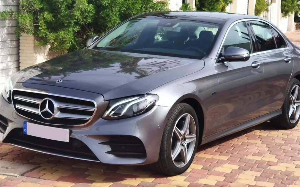MERCEDES-BENZ Clase E E 300 e